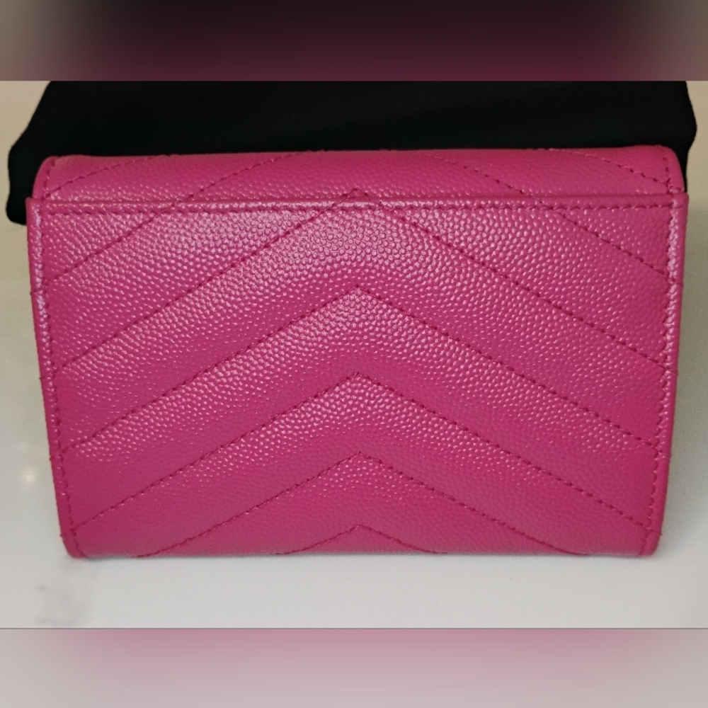 YSL Compact Wallet - Pink Yves Saint Laurent Leather w/GHW - Picture 3 of 15